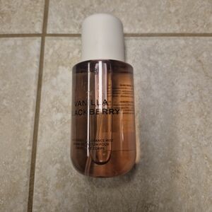 Phlur Vanilla Blackberry Limited Edition